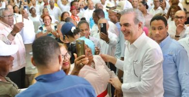 Abinader participará en toma de posesión del nuevo obispo Andrés Napoleón Romero Cárdenas este sábado