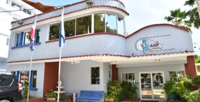 ADP advierte con protestas por retraso en pago de incentivos a docentes