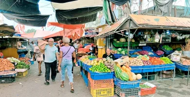 Alto costo de los alimentos afecta a familias y comerciantes