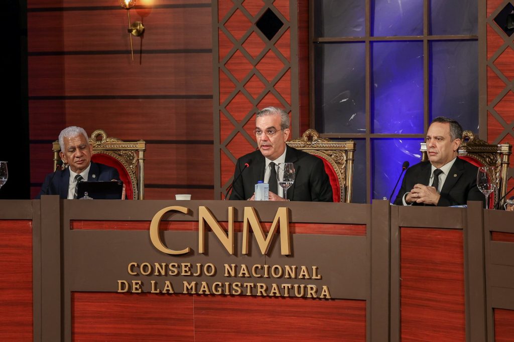 Este lunes el presidente Luis Abinader convoca al Consejo Nacional de la Magistratura