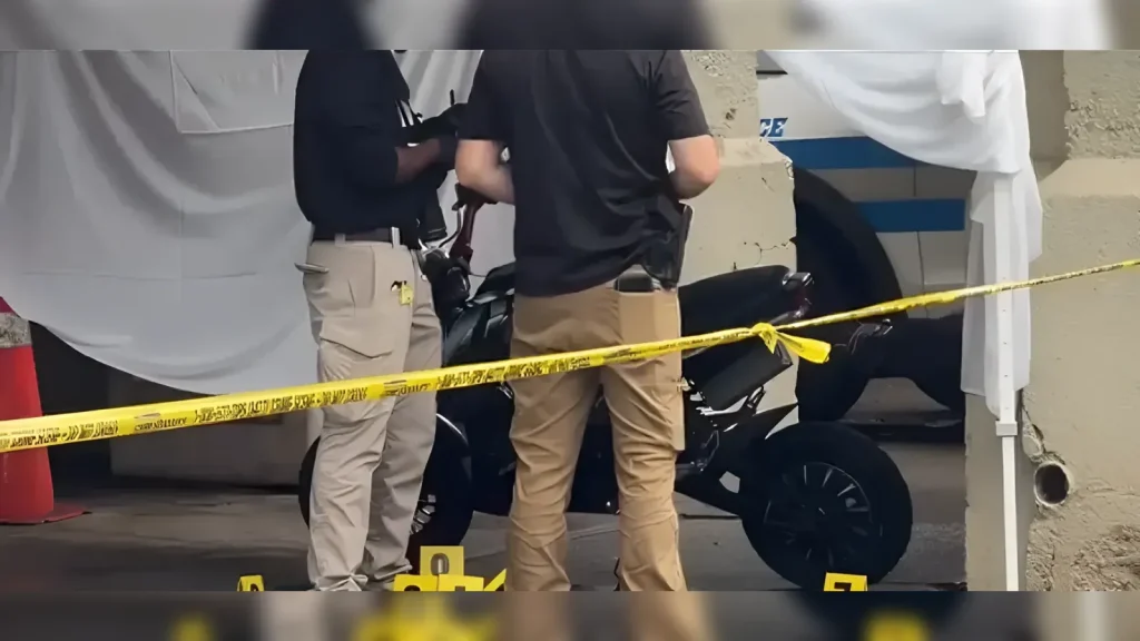 Hallan hombre junto a motocicleta en calle del Bronx