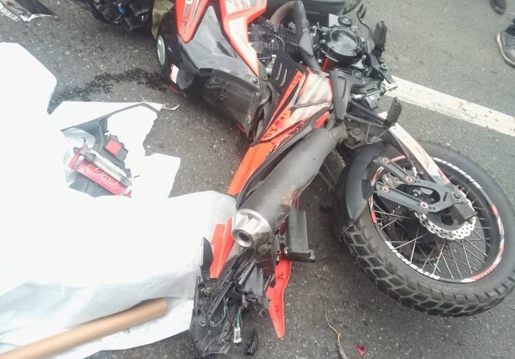 Trágico accidente: Mujer muere tras quedar atrapada debajo de neumático de camión