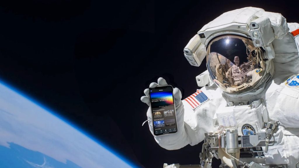 NASA alista nuevo viaje a la EEI con trajes espaciales de última generación