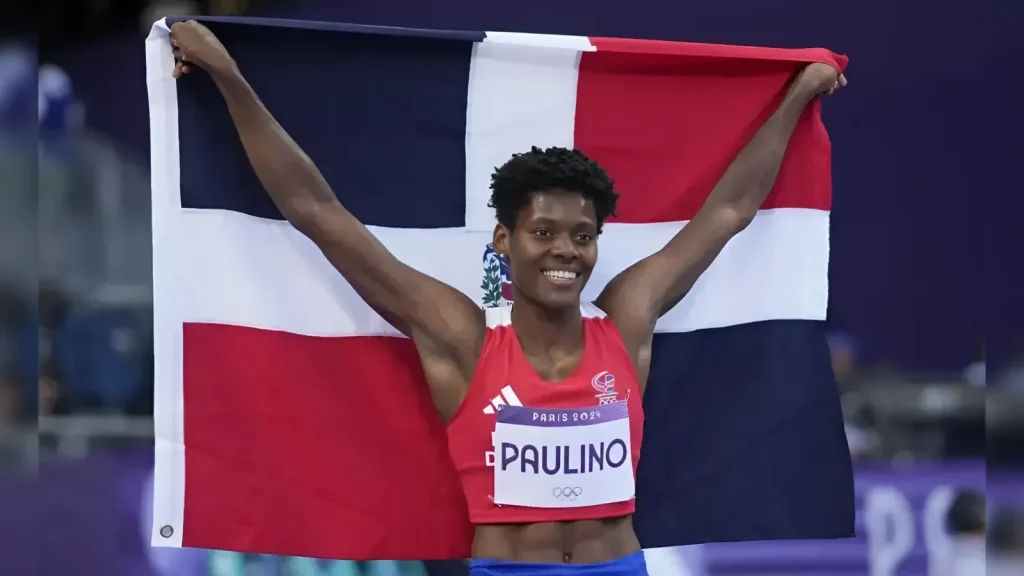 RD hace historia en relevo 4×400 con Marileidy Paulino