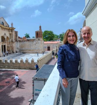 Expresidente de Costa Rica valora gestión de Carolina Mejía en Santo Domingo