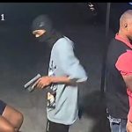 Asalto a mano armada en fritura de Gualey queda captado en cámara