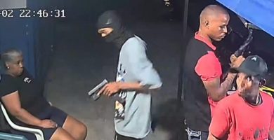 Asalto a mano armada en fritura de Gualey queda captado en cámara