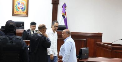 ¡Se quedan en prisión! Santiago Hazim y otros cinco imputados por caso SeNaSa