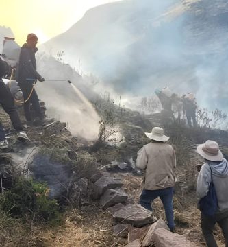 Incendio forestal afecta santuario peruano
