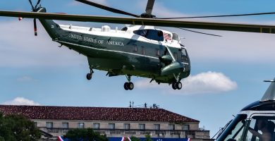 El helicóptero de Donald Trump tuvo un acercamiento en vuelo con un avión comercial en Washington