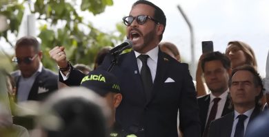 Trump designa a su fiscal interino para investidura en Colombia
