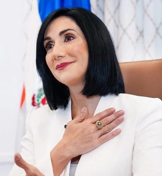 Raquel Arbaje responde a comentarios en redes sociales: «Nos vamos porque no somos eternos en el servicio público y con la frente en alto»