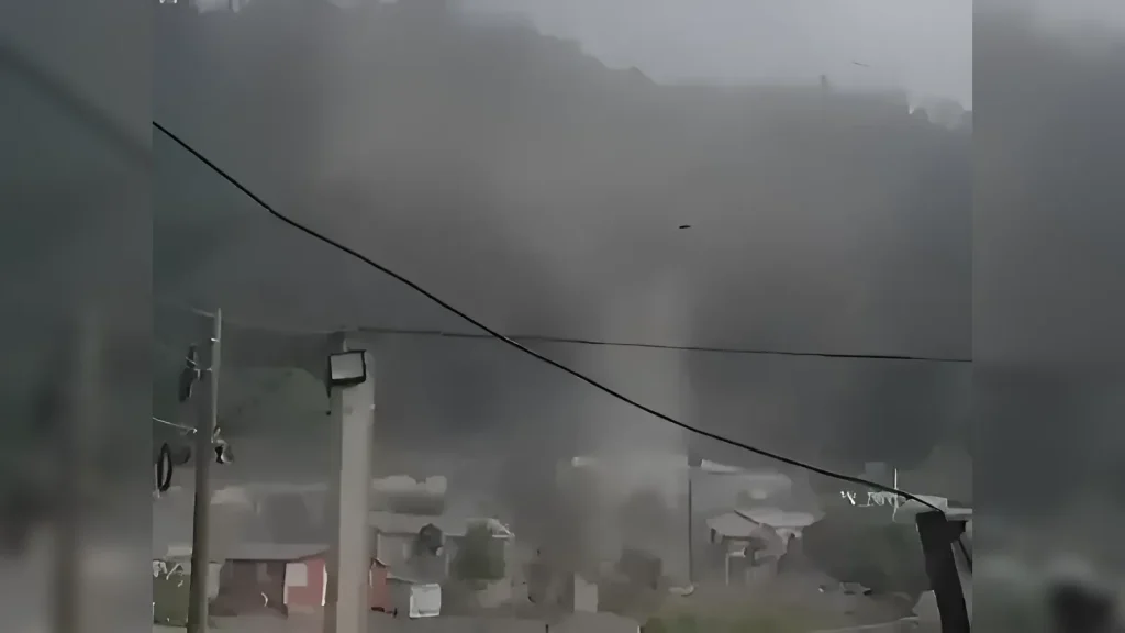 Remolino causa daños en viviendas de Constanza