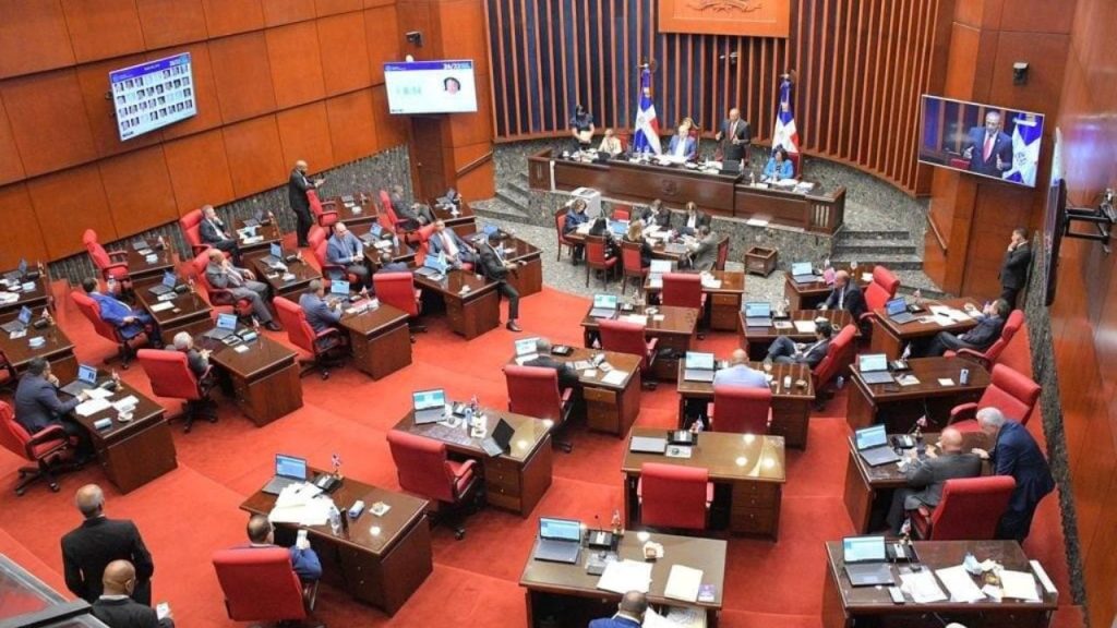 Someten proyecto que da a padres control sobre educación sexual