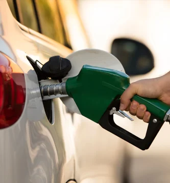 “Eso afecta a todos”, dicen ciudadanos tras aumento de los combustibles