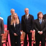 Abinader concluye agenda en Colombia y sale hacia la RD tras toma de posesión de Abelardo de la Espriella