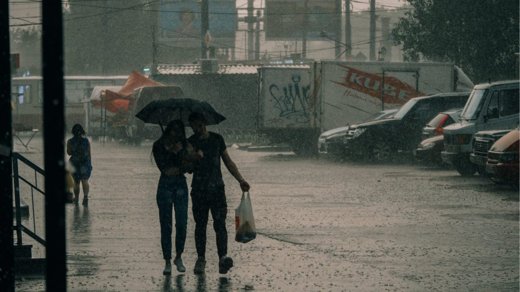 Onda tropical generará algunos aguaceros durante la tarde, según Indomet