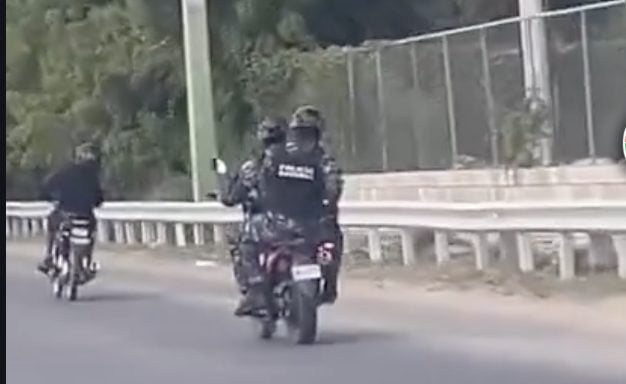 “Los Chuki alante y los policías atrás”: agentes persiguen a motociclistas en carrera clandestina por la 6 de Noviembre