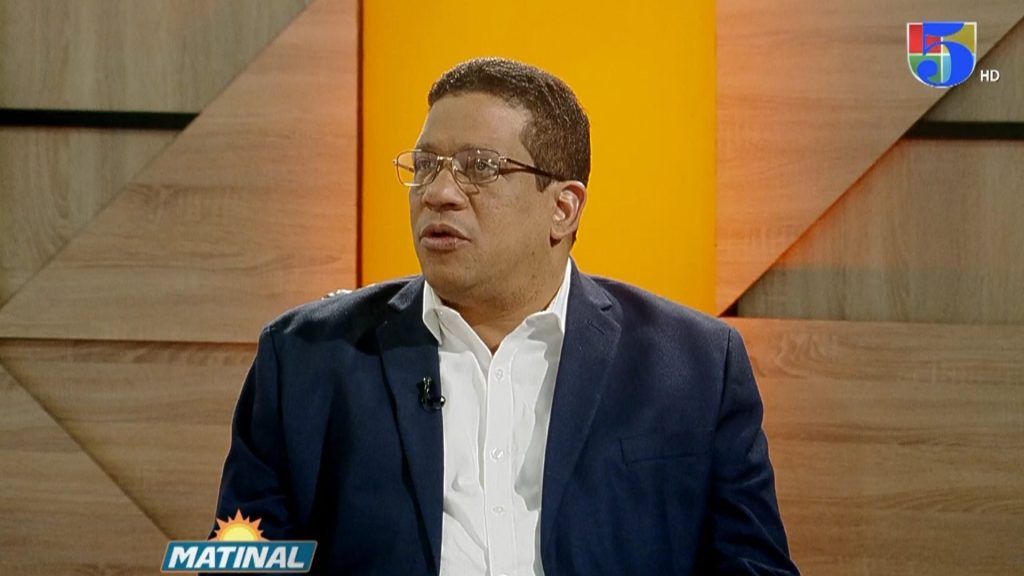 Carlos Pimentel aclara que la suspensión de registros de proveedores a funcionarios no es una práctica nueva