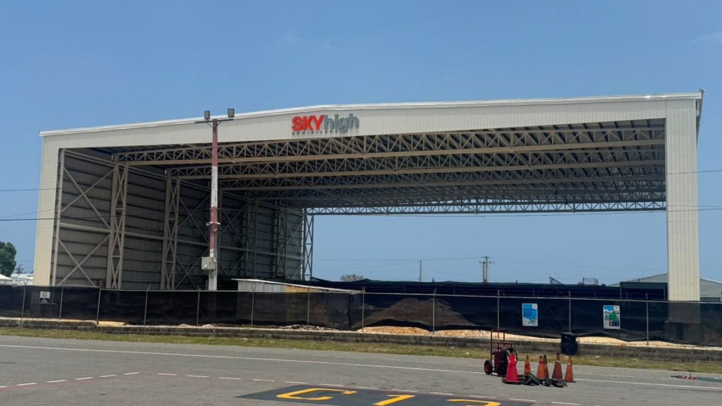 Sky High Dominicana construye uno de los hangares más grandes del Caribe como parte de su expansión regional