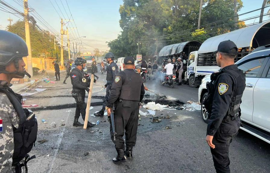 Se cumple parcialmente el paro de labores por 48 horas en Navarrete