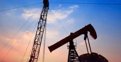 Petróleo de Texas sube un 5 % mientras crecen las dudas sobre un acuerdo EEUU-Irán
