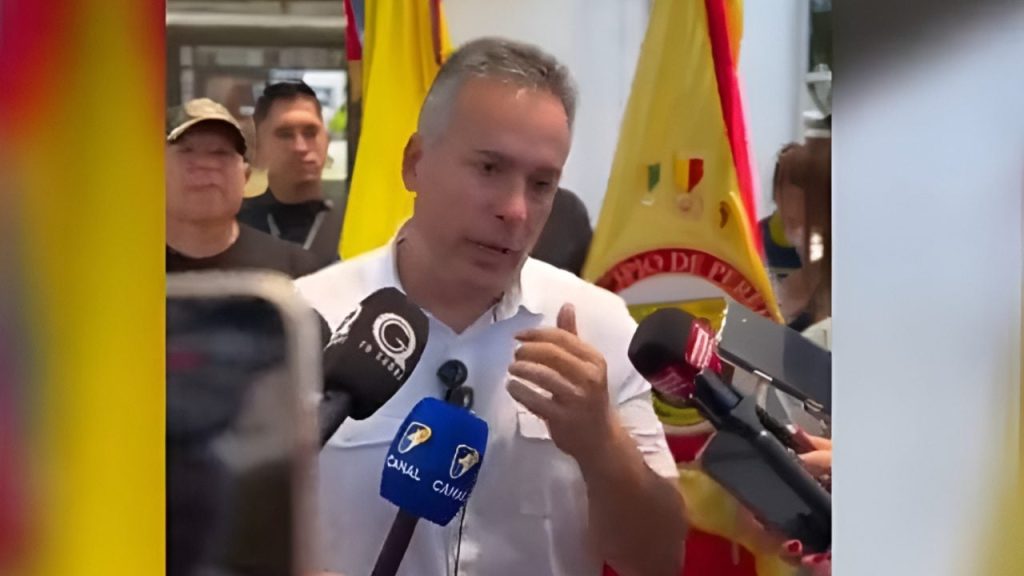 ¡Con la voz quebrada ! Alcalde de Pereira decreta toque de queda tras terremoto