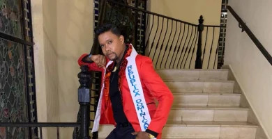 Humberto Linder responde a críticas por su corona