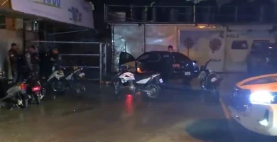 Vigilante provoca fin de individuo en Plaza Sevilla, La Vega