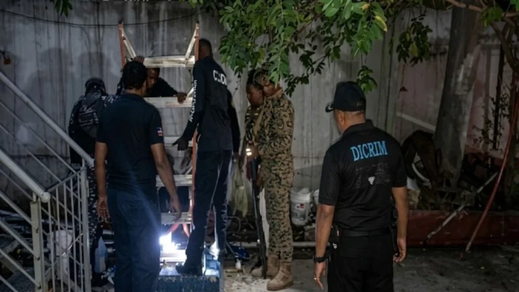 Policía y bomberos realizan alarmante hallazgo en cisterna en Villa Francisca