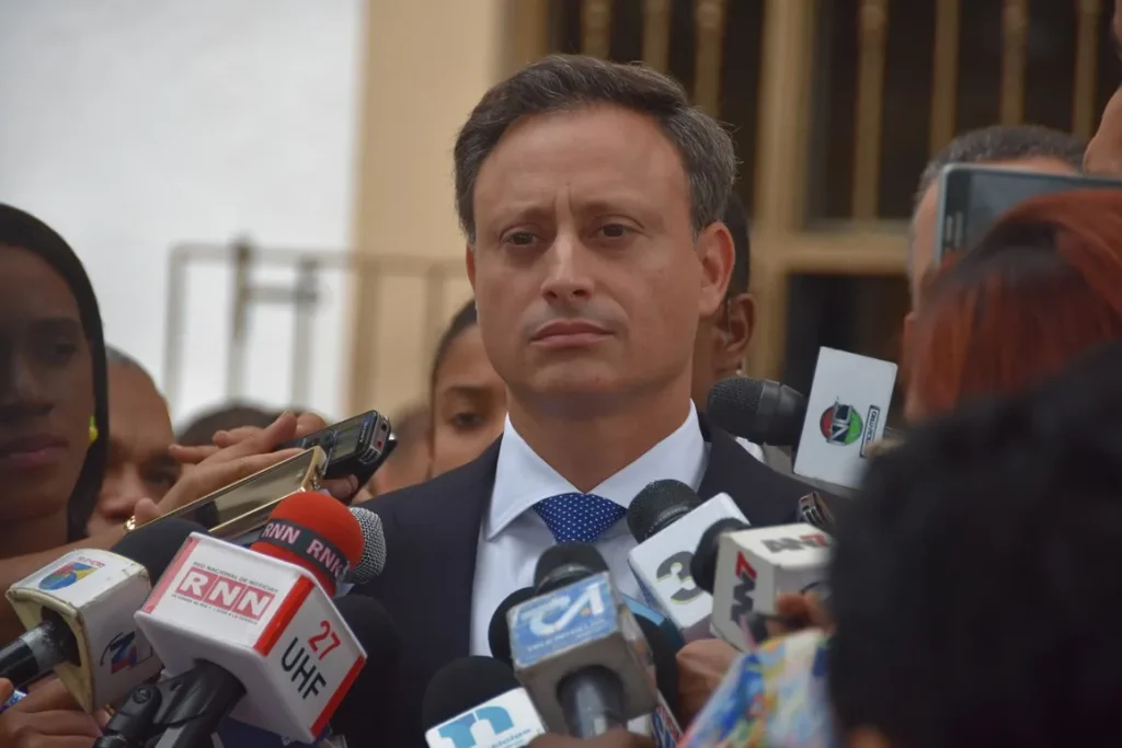 Tribunal aplaza para el lunes fallo sobre extinción solicitada por Jean Alain Rodríguez