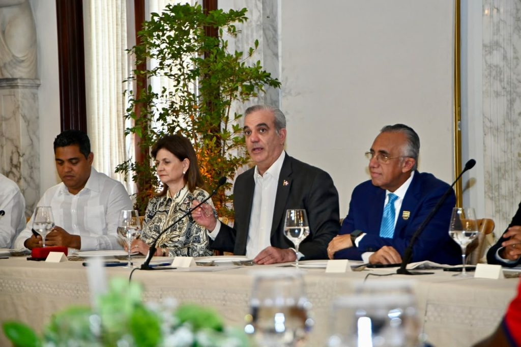 Gobierno entregará RD$77.5 millones a medallistas de Santo Domingo 2026