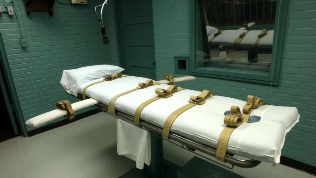 Autorizan pena de muerte para adultos condenados por abuso sexual a menores de 12 años en Mississippi